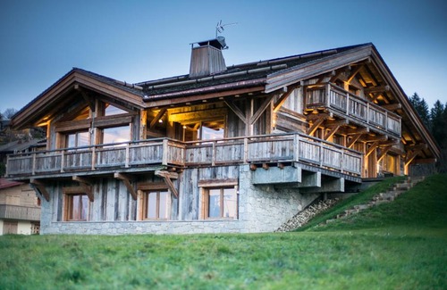 Megeve Ski Chalet | Hanalei