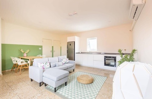 Pietermaai District Apartment | Hanchi Snoa ☆ City Centre ☆ 2BR ☆ Stylish Design