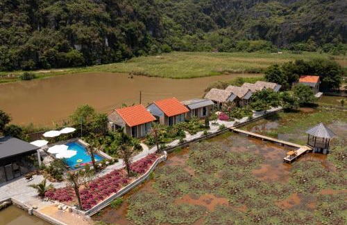 Hoa Lu Hotel | Hang Mua Luxury Homestay