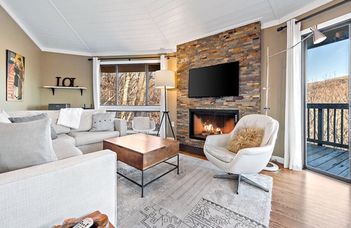 Montreat House | Hangin' Round | Unique Rondette with Game Room in Montreat!