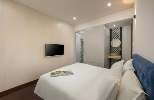 Hang Buom Hotel | Hanoi Traveller House