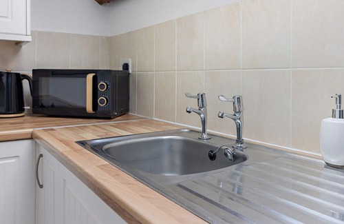 Exeter Apartment | Hansdon Place by Staytor Accommodation