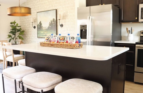 Millard House | Happily Home - West Omaha slps 10