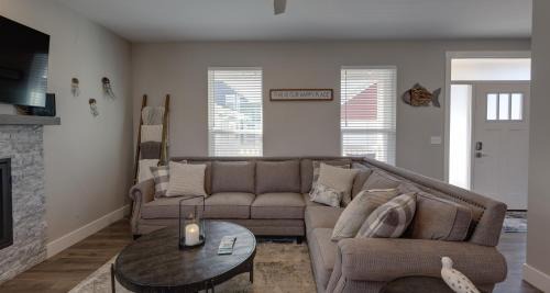 Ocean Shores House | Happiness Beach Cabin