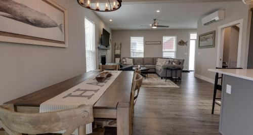 Ocean Shores House | Happiness Beach Cabin
