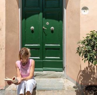 Calci House | Happy Childhood by the Stream