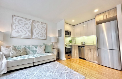 Midtown Apartment | Happy-Clean-New Home in Heart of NYC w/wifi and laundry