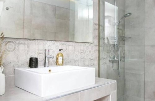 Theologos Hotel | Happy Days Hotel