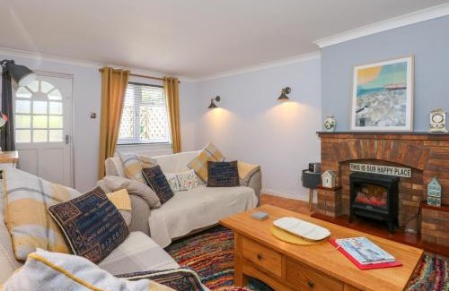 West Runton House | Happy Daze