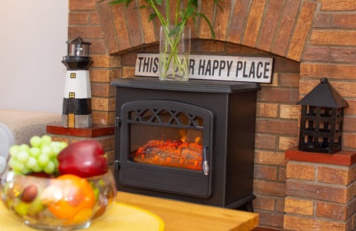 West Runton House | Happy Daze - Two Bedroom House, Sleeps 4