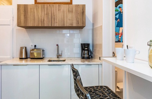 Santo Estevao Apartment | Happy home in real Alfama