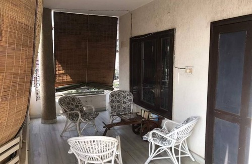 Jaipur Apartment | Happy Homestay 3BR - safe VIP zone, centrally located