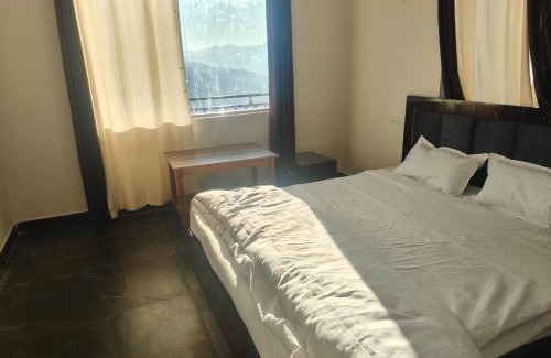 Chamba House | Happy Homestay And Rooftop cafe