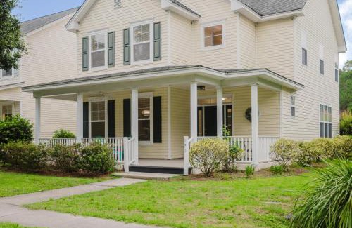 Bluffton House | Happy in Old Town Bluffton