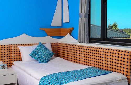 Wujie Bed & Breakfast | Happy Together B&B