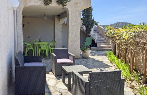 Verghia Apartment | Happyfew La petite Acacia