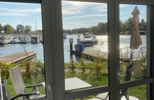 Muritz Apartment | Harbor apartment 621 - Modern vacation apartment for the family with marina view