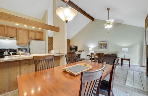 Harbor Springs Condo | Harbor Cove Condo Near Ski Resorts