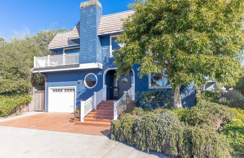 Eastside Santa Cruz House | Harbor Home - 2 blocks from the beach!