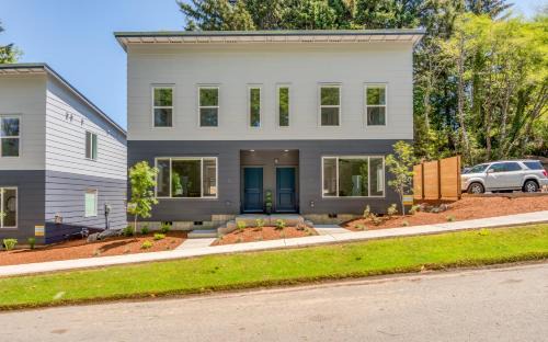 Depoe Bay House | Harbor Lights 6 - Maritime Magic Coastal Charm
