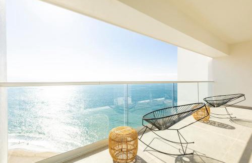 Las Glorias Apartment | Harbor NT1406 by Moikkarentals