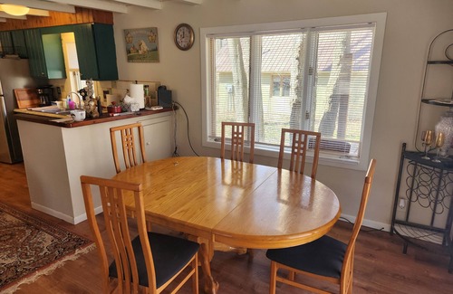 Harbor Springs Ski Chalet | HARBOR SPRINGS 3 BEDROOM/2 BATH COUNTRY CHALET