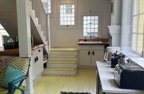 Roaring Brook Cottage | Harbor Springs 4-bedroom cottage.