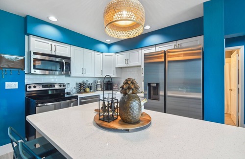 Burnt Store Marina Condo | Harbor Towers - Burnt Store Marina! Home to Boating, World Class Fishing, Golf!