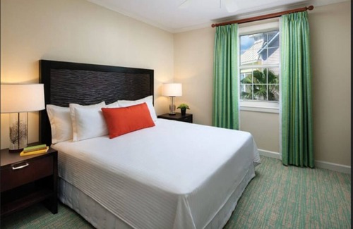 Paradise Island Resort | Harborside Resort at Atlantis, Paradise Island, 1bed Prem 12/20-12/27 Christmas!