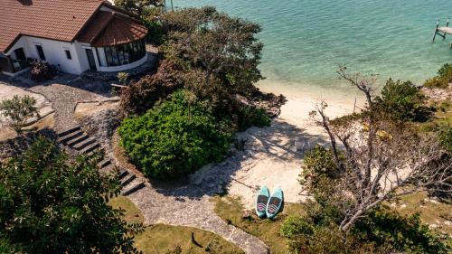 Marsh Harbour Villa | Harbour Beach Villa - large dock & great views!