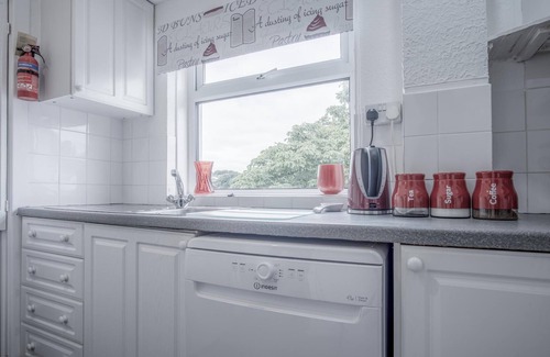 Saundersfoot Apartment | Harbour Court - 2 Bedroom Apartment - Saundersfoot