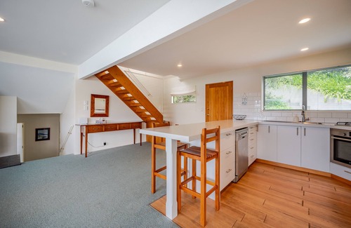 Akaroa House | Harbour Haven - Akaroa Holiday Home