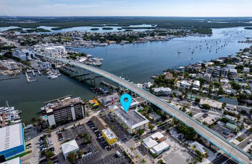 Fort Myers Beach Apartment | Harbour House at the Inn 316
