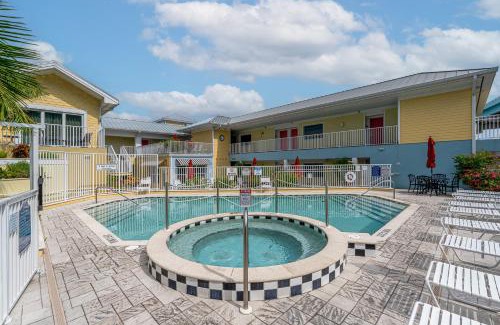 Fort Myers Beach Apartment | Harbour House at the Inn 316