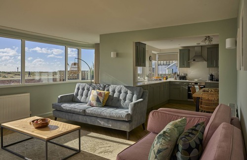 Southwold Cottage | Harbour Lights