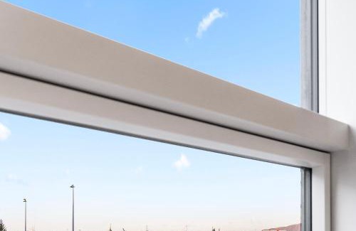 Downtown Apartment | Harbour Lux 3BR & 2BA in the Heart of the City with Free Parking