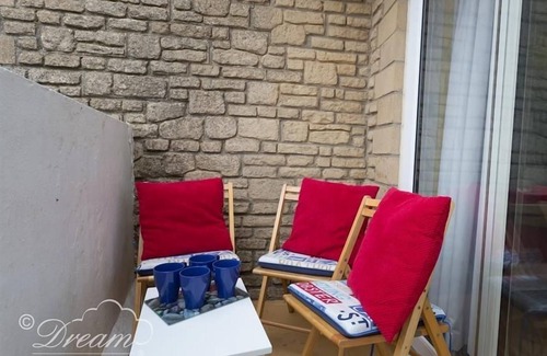 West Bay Apartment | Harbour Scene