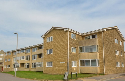 West Bay Apartment | Harbour Scene