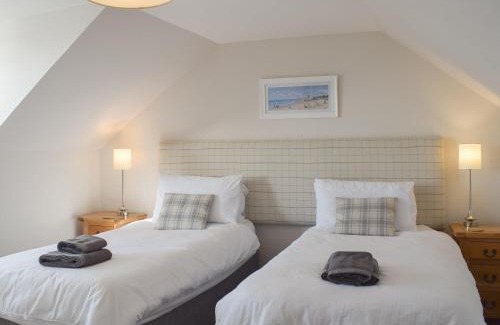 Anstruther House | Harbourside Apartment
