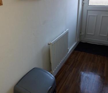 Glasgow Apartment | Hardgate Gardens