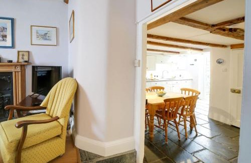 Treator House | Hardys Cottage