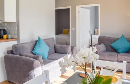Huntingdon House | Hare Lodge - Uk30604