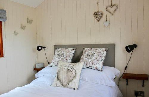 Truro House | Hare's Hut
