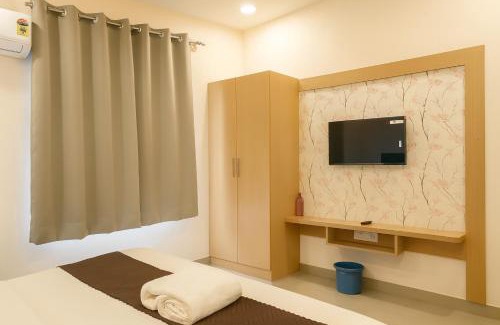 Varanasi House | Hari Niwaas Guest House by VM Stays in Varanasi near Ghat & Kashi Vishwanath Temple