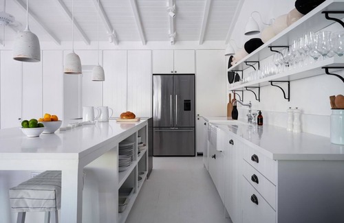 Gibbes House | Harikoa - Designer's Villa in Gibbs