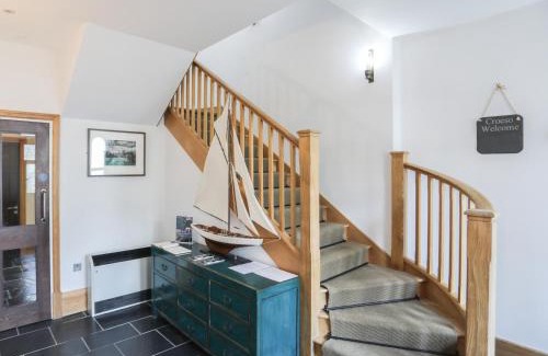 Harlech House | Harlech Apartments - Matholwch