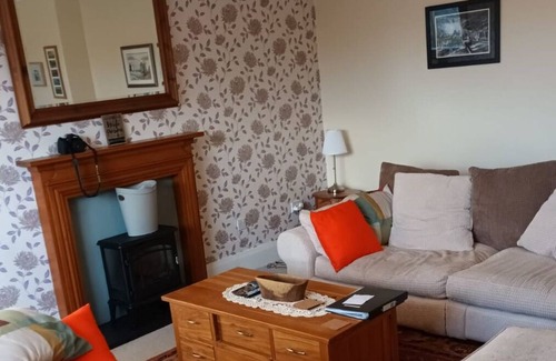 Llanbedr Apartment | HARLECH/ HUGE three bedroom- BEST location in Wales.