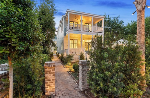 Downtown Charleston Apartment | Harleston House - A | Plunge Pool On Site