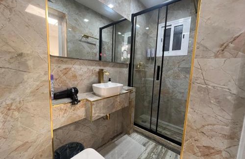 Embajadores Apartment | HARli6 LUXURY PLAZA MAYOR
