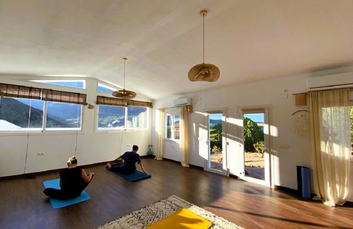 Los Cortijillos House | Harmony Home